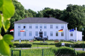 Ostsee-Gutshaus Am Salzhaff nähe Rerik- am Meer residieren!